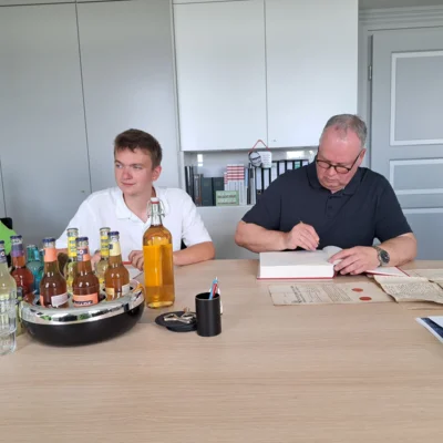 Besuch beim B&uuml;rgermeister  (Bild vergr&ouml;&szlig;ern)