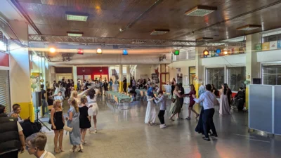 Foto des Albums: Abendball