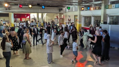 Foto des Albums: Abendball