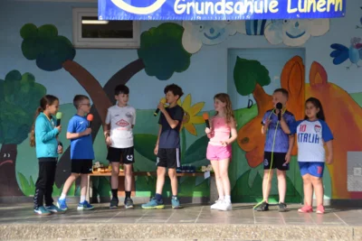 Foto des Albums: Bilder der Schuljahresabschlussfeier 2026