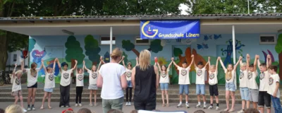 Foto des Albums: Bilder der Schuljahresabschlussfeier 2026