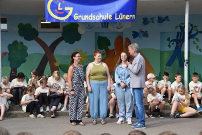 Foto des Albums: Bilder der Schuljahresabschlussfeier 2026