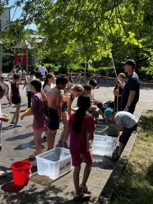 Foto des Albums: Wasserspiele bei heißen Temperaturen