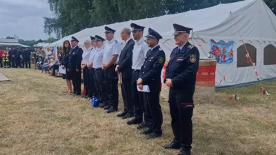 Foto des Albums: 100 Jahre FF und 20 Jahre JF Rühstädt