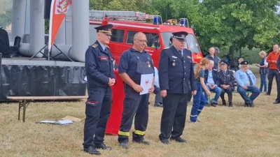 Foto des Albums: 100 Jahre FF und 20 Jahre JF Rühstädt