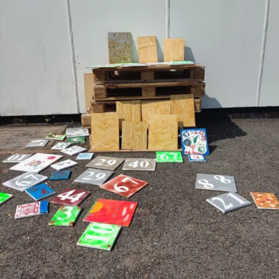 Gesammelte "Kunstwerke"  (Bild vergr&ouml;&szlig;ern)
