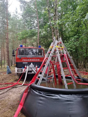 Foto des Albums: Feuerwehr erneut zur Brandbekämpfung im Müritz-Nationalpark