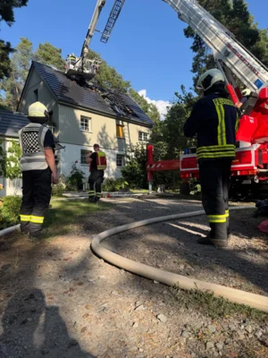 Foto des Albums: 180726 Brand Dachstuhl Buschweg