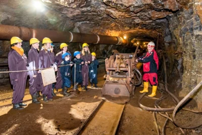Scheffel Zinngrube Ehrenfriedersdorf  (19)-kleiner  (Bild vergr&ouml;&szlig;ern)