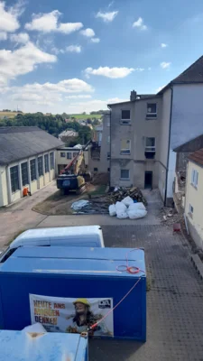 Foto des Albums: Abriss Altbau