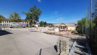 Foto des Albums: Abriss Altbau