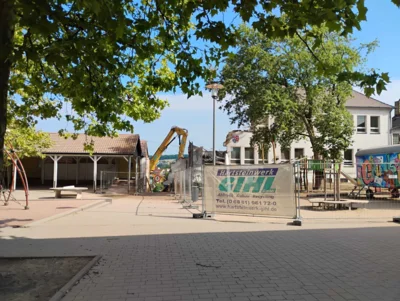 Foto des Albums: Abriss Altbau