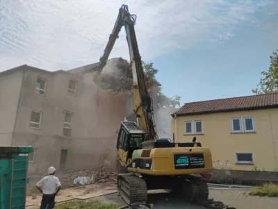 Foto des Albums: Abriss Altbau
