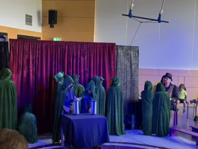 Foto des Albums: Zirkusaufführung Crazy Monkey