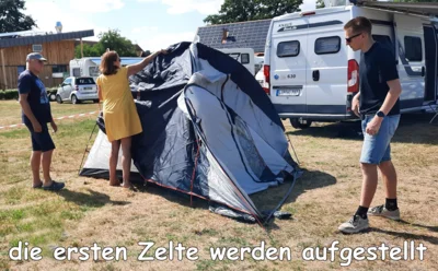 004 Zeltaufbau 1  (Bild vergr&ouml;&szlig;ern)