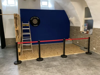 Foto des Albums: Steel-Dart Wall Aufbau