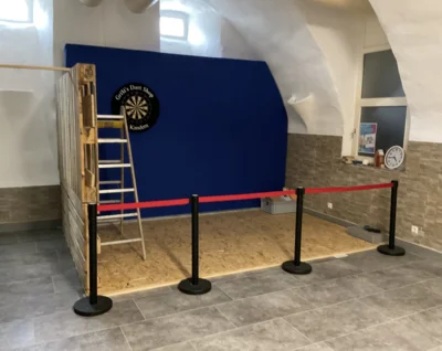 Foto des Albums: Steel-Dart Wall Aufbau