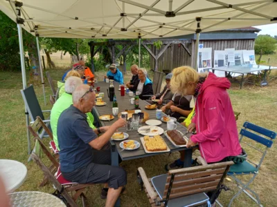 Vorschaubild: Vorbereitung der Kaffeerunde