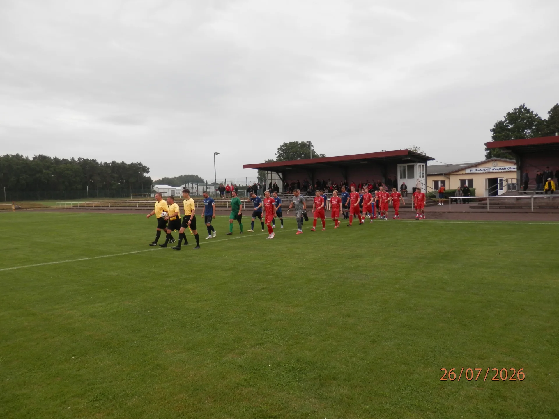 Bild: FC Seenland Warin beim ersten Testspiel in Neustadt-Glewe.