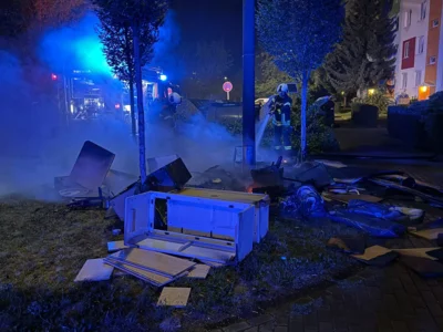 Foto des Albums: 270726 Sperrmüllbrand