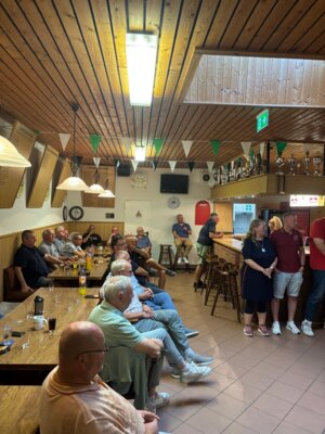 2026-08-04-Schf Dienstag-Papageienschie&szlig;en (5)  (Bild vergr&ouml;&szlig;ern)