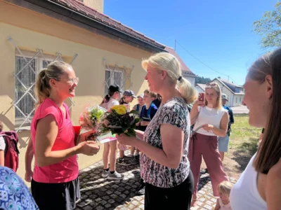 Foto des Albums: Emotionaler Abschied von zwei sehr geschätzten Lehrerinnen