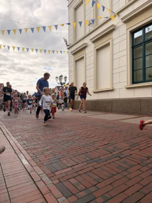 Foto des Albums: Bambinilauf - 31. Stadtlauf / 6. Volksbanklauf