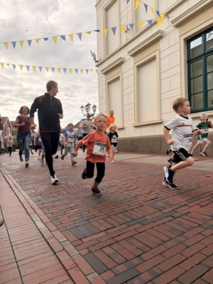 Foto des Albums: Bambinilauf - 31. Stadtlauf / 6. Volksbanklauf