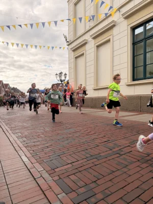 Foto des Albums: Bambinilauf - 31. Stadtlauf / 6. Volksbanklauf