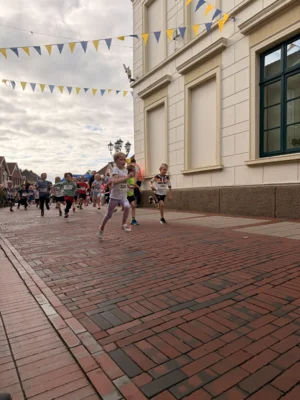 Foto des Albums: Bambinilauf - 31. Stadtlauf / 6. Volksbanklauf
