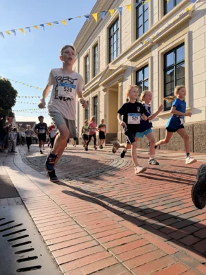 Foto des Albums: Schülerlauf - 31. Stadtlauf / 6. Volksbanklauf