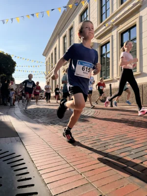 Foto des Albums: Schülerlauf - 31. Stadtlauf / 6. Volksbanklauf