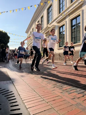 Foto des Albums: Schülerlauf - 31. Stadtlauf / 6. Volksbanklauf