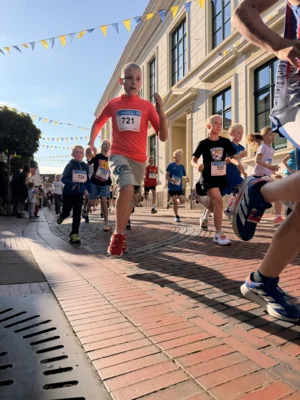 Foto des Albums: Schülerlauf - 31. Stadtlauf / 6. Volksbanklauf