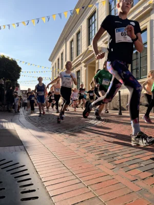 Foto des Albums: Schülerlauf - 31. Stadtlauf / 6. Volksbanklauf