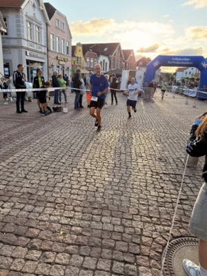 Foto des Albums: 5km & 10km - 31. Stadtlauf / 6. Volksbanklauf