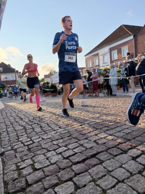Foto des Albums: 5km & 10km - 31. Stadtlauf / 6. Volksbanklauf