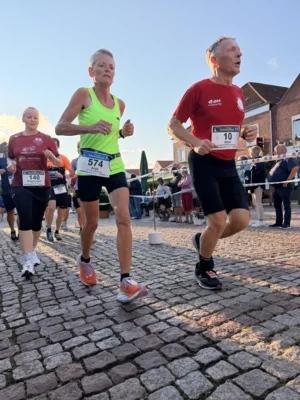 Foto des Albums: 5km & 10km - 31. Stadtlauf / 6. Volksbanklauf