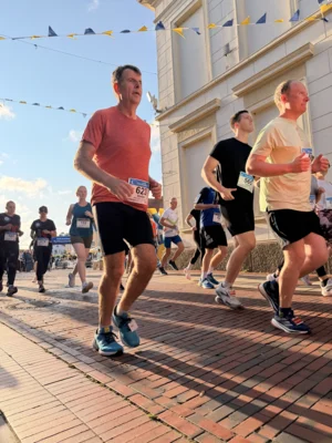 Foto des Albums: 5km & 10km - 31. Stadtlauf / 6. Volksbanklauf
