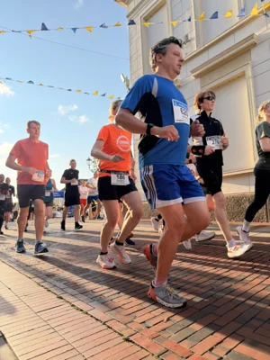 Foto des Albums: 5km & 10km - 31. Stadtlauf / 6. Volksbanklauf