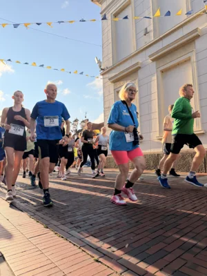 Foto des Albums: 5km & 10km - 31. Stadtlauf / 6. Volksbanklauf