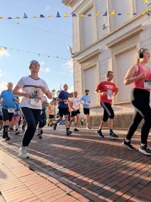 Foto des Albums: 5km & 10km - 31. Stadtlauf / 6. Volksbanklauf
