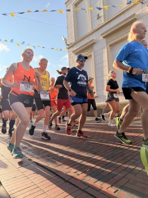 Foto des Albums: 5km & 10km - 31. Stadtlauf / 6. Volksbanklauf