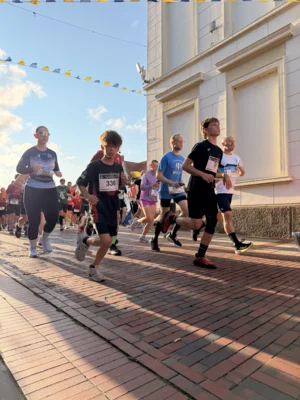 Foto des Albums: 5km & 10km - 31. Stadtlauf / 6. Volksbanklauf