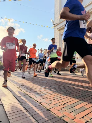 Foto des Albums: 5km & 10km - 31. Stadtlauf / 6. Volksbanklauf