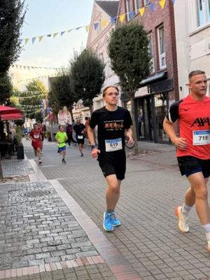 Foto des Albums: 5km & 10km - 31. Stadtlauf / 6. Volksbanklauf
