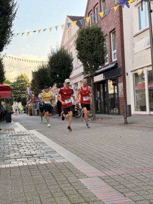 Foto des Albums: 5km & 10km - 31. Stadtlauf / 6. Volksbanklauf