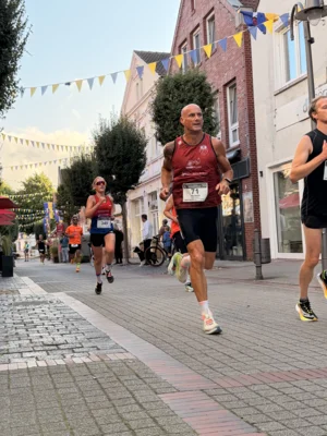Foto des Albums: 5km & 10km - 31. Stadtlauf / 6. Volksbanklauf