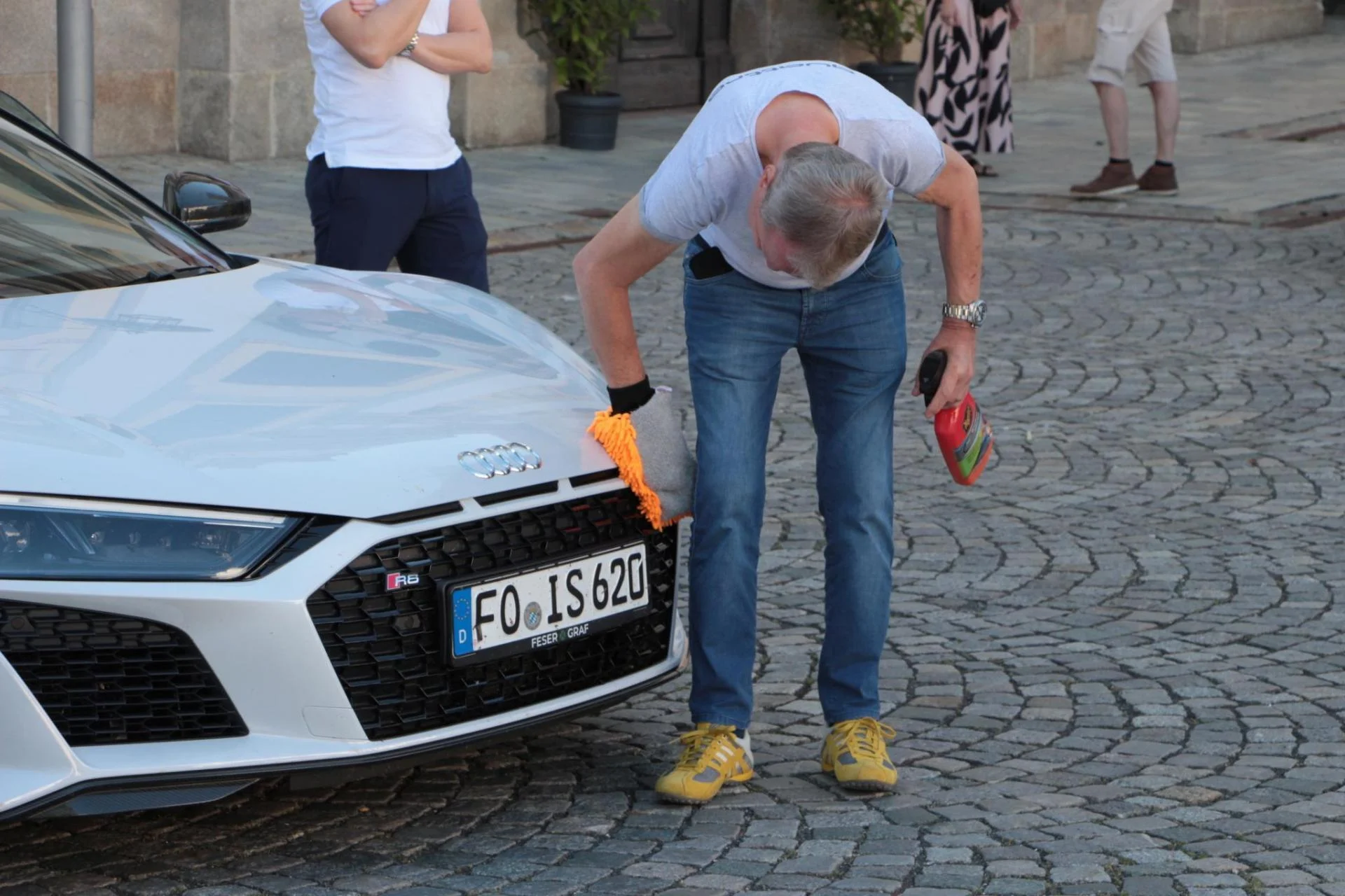 Bild: Für jede Ausfahrt streifenfrei poliert