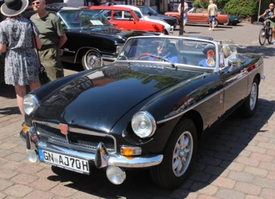 Foto des Albums: Oldtimertreffen Niederrodenbach
